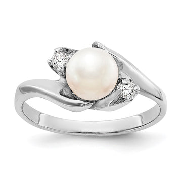 14k White Gold 6mm White Freshwater Cultured Pearl and 1/15 carat AA Diamond Ring