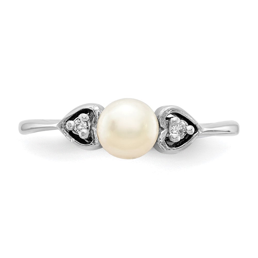 Gold Polished Freshwater Pearl and Diamond Rings