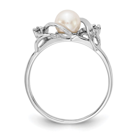 Gold Polished Freshwater Pearl and Diamond Rings