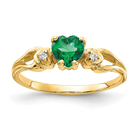 5mm Heart Gemstone & Diamond rings — Green Emerald