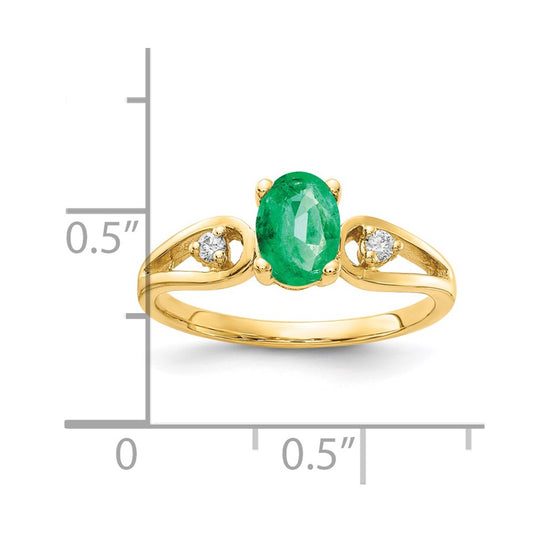 14k 7x5mm Oval Emerald and1/20 carat AA Diamond Ring