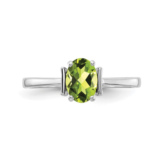14k White Gold 7x5mm Oval Peridot ring