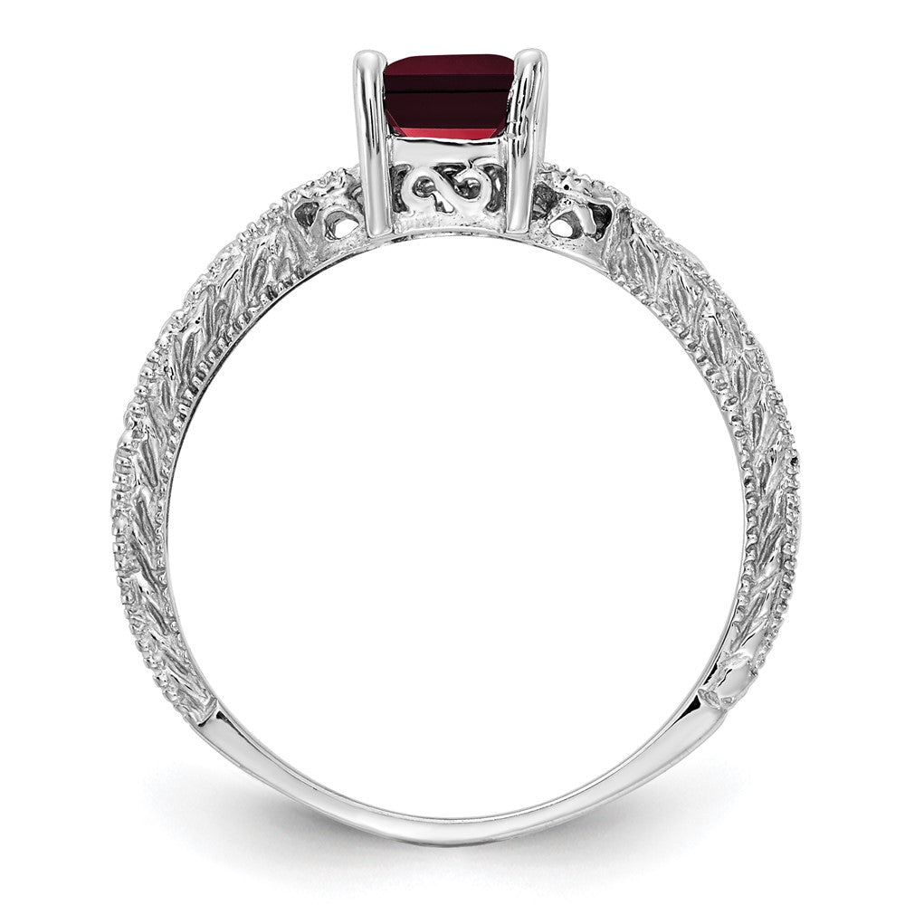 Gemstone & Diamond Rings