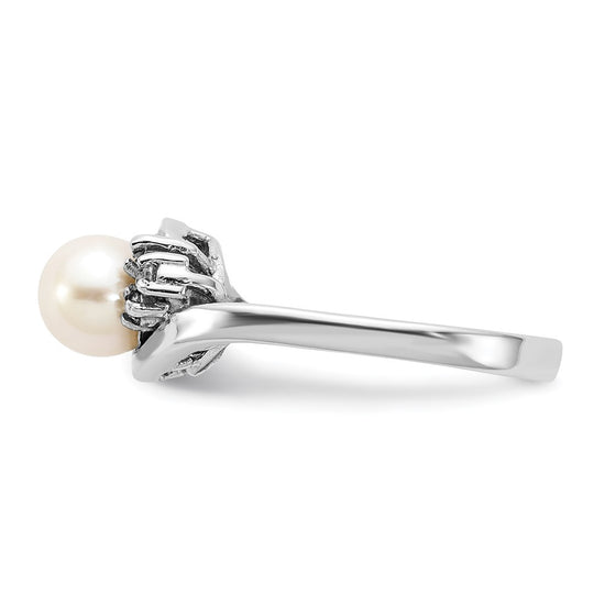 Gold Polished Freshwater Pearl and Diamond Rings